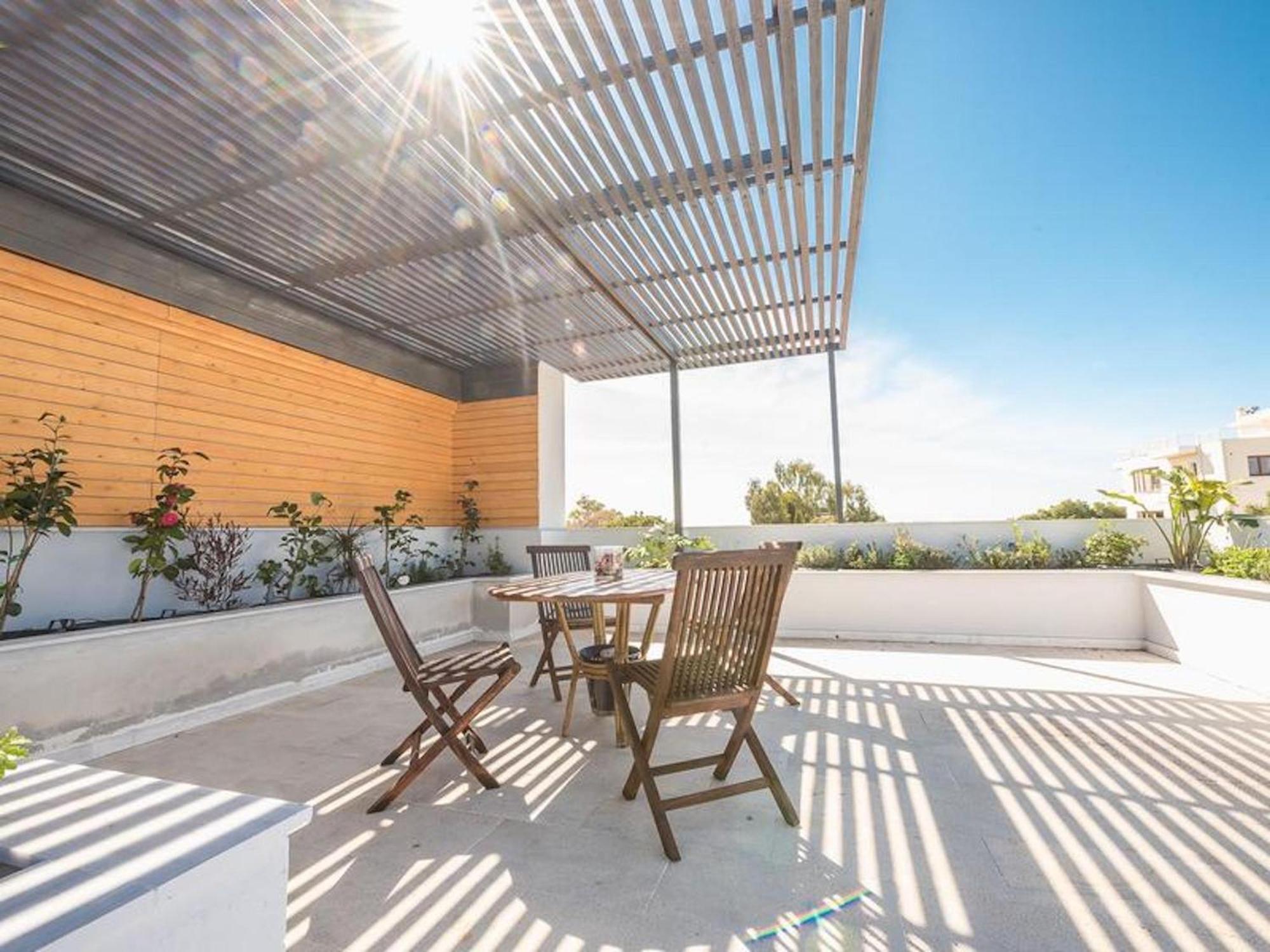 אתונה Adelos Group Stay In Elliniko מראה חיצוני תמונה